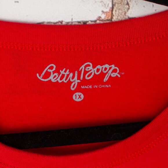 2012 Betty Boop Red Short Sleeve Sleep Shirt Women’s Size‎ 1X Totally Betty - Picture 3 of 7